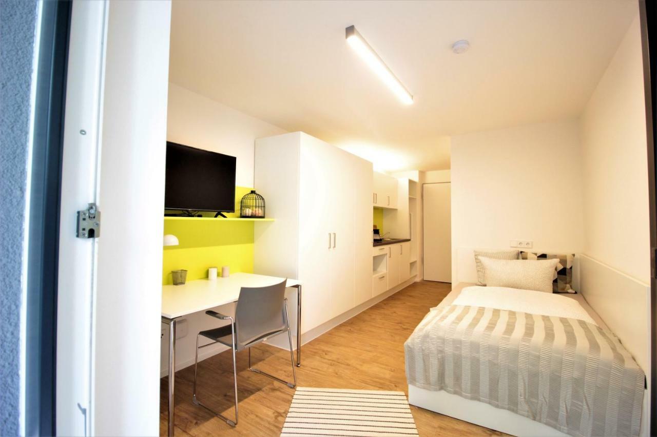 Studio Apartment - Balcony, Netflix, University Hospital Proximity 뷔르츠부르크 외부 사진