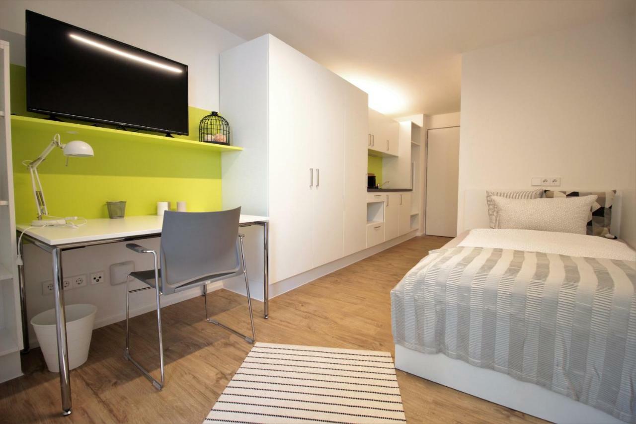 Studio Apartment - Balcony, Netflix, University Hospital Proximity 뷔르츠부르크 외부 사진